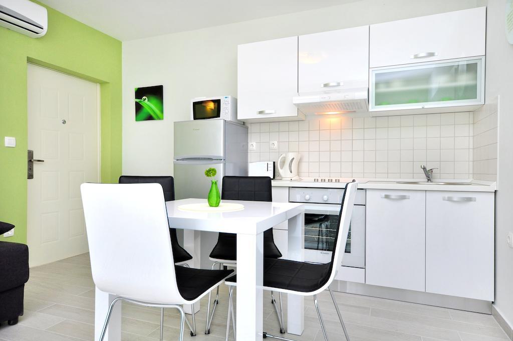 Apartments Sakal Τρογκίρ Δωμάτιο φωτογραφία