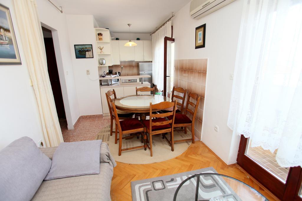 Apartments Sakal Τρογκίρ Εξωτερικό φωτογραφία
