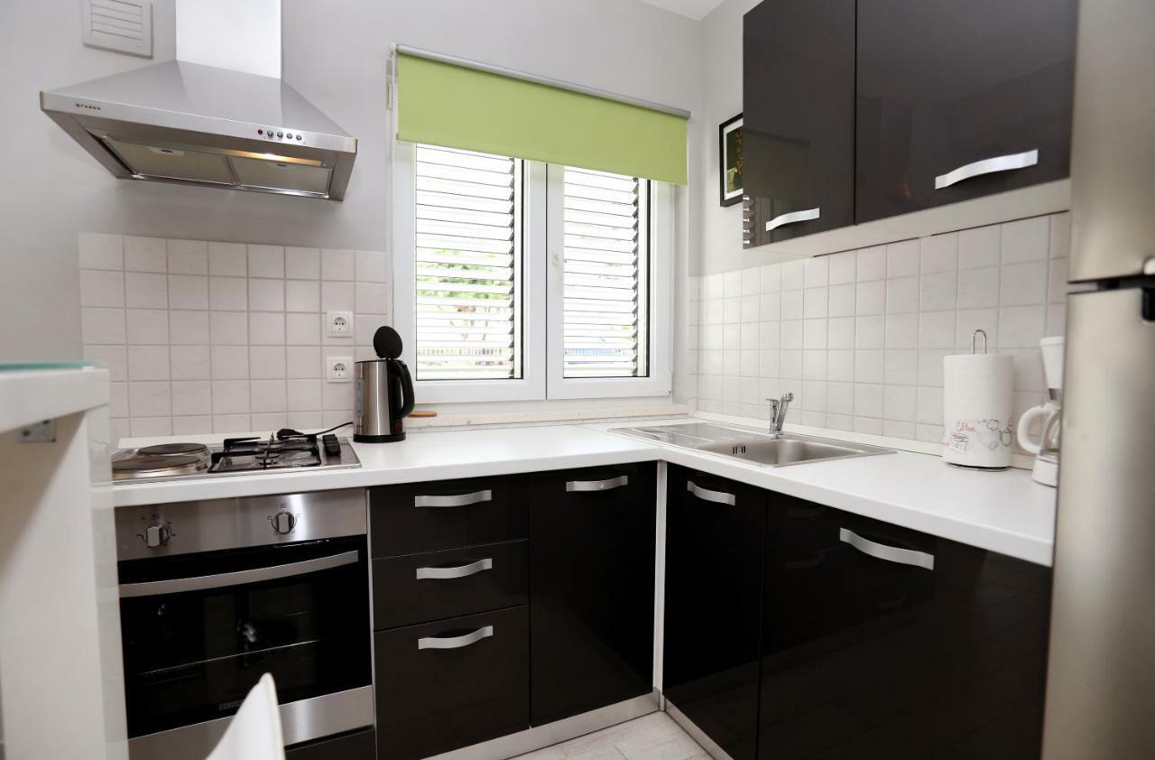 Apartments Sakal Τρογκίρ Εξωτερικό φωτογραφία