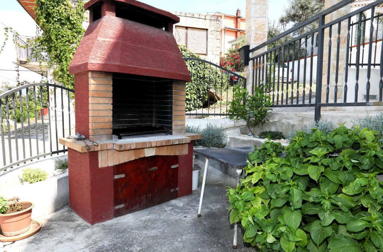 Apartments Sakal Τρογκίρ Εξωτερικό φωτογραφία