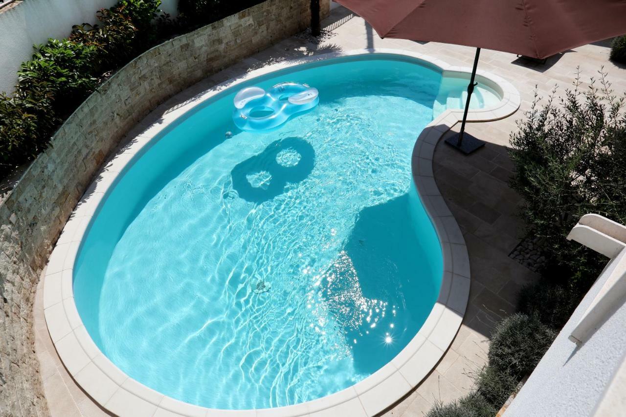 Apartments Sakal Τρογκίρ Εξωτερικό φωτογραφία