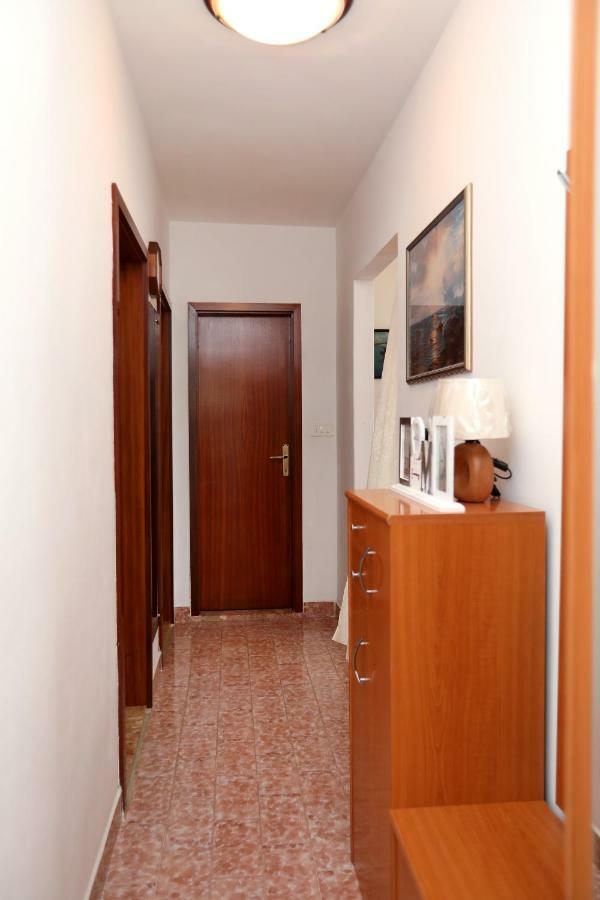 Apartments Sakal Τρογκίρ Εξωτερικό φωτογραφία