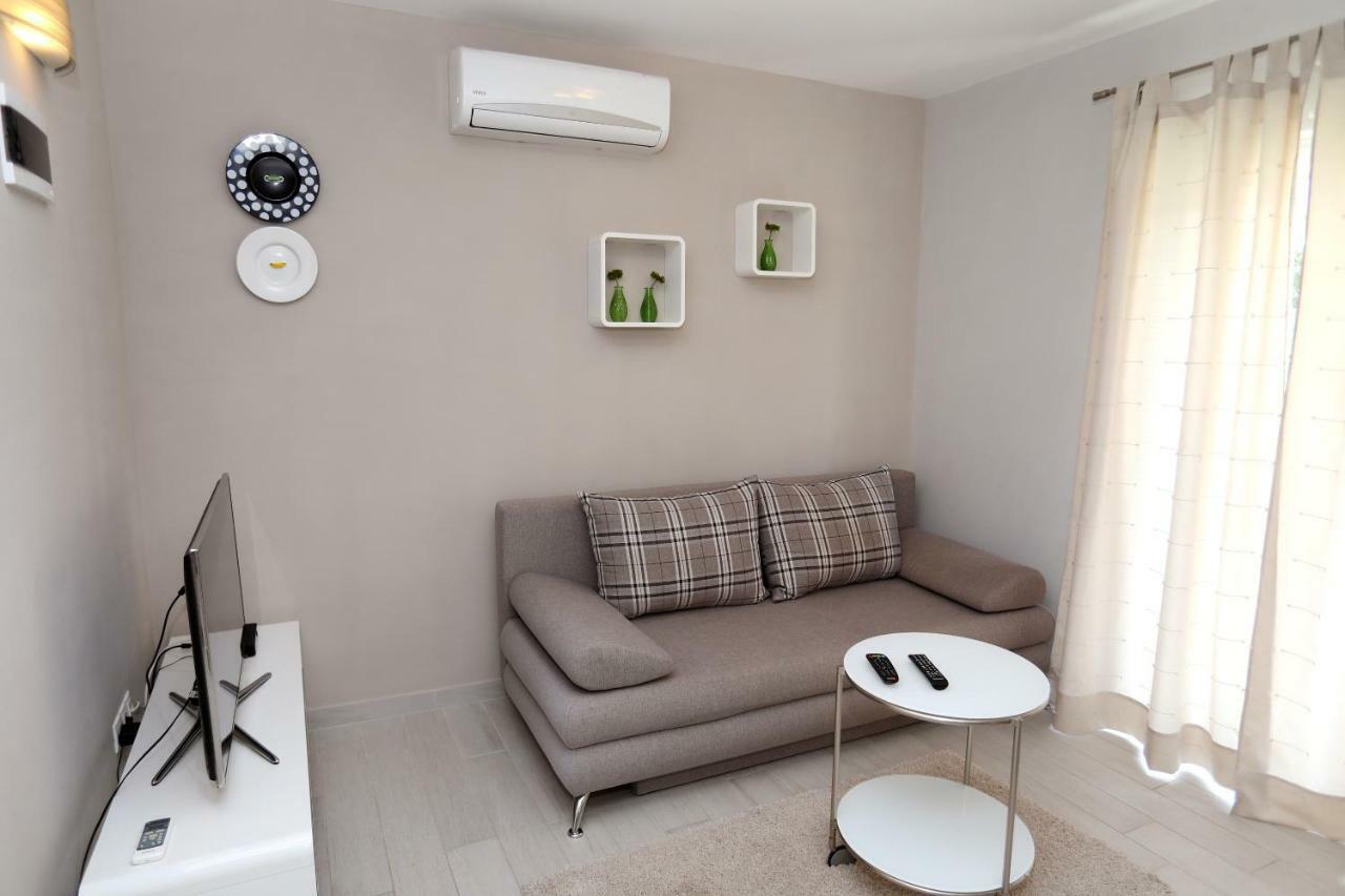 Apartments Sakal Τρογκίρ Εξωτερικό φωτογραφία